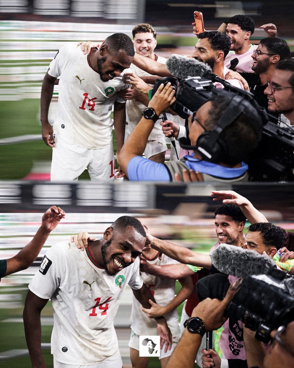 ActuFootAfrique's tweet photo. La joie des joueurs marocains pour le MOTM d’Issa Diop. 🇲����😄❤️ https://t.co/buHDWlVNvK