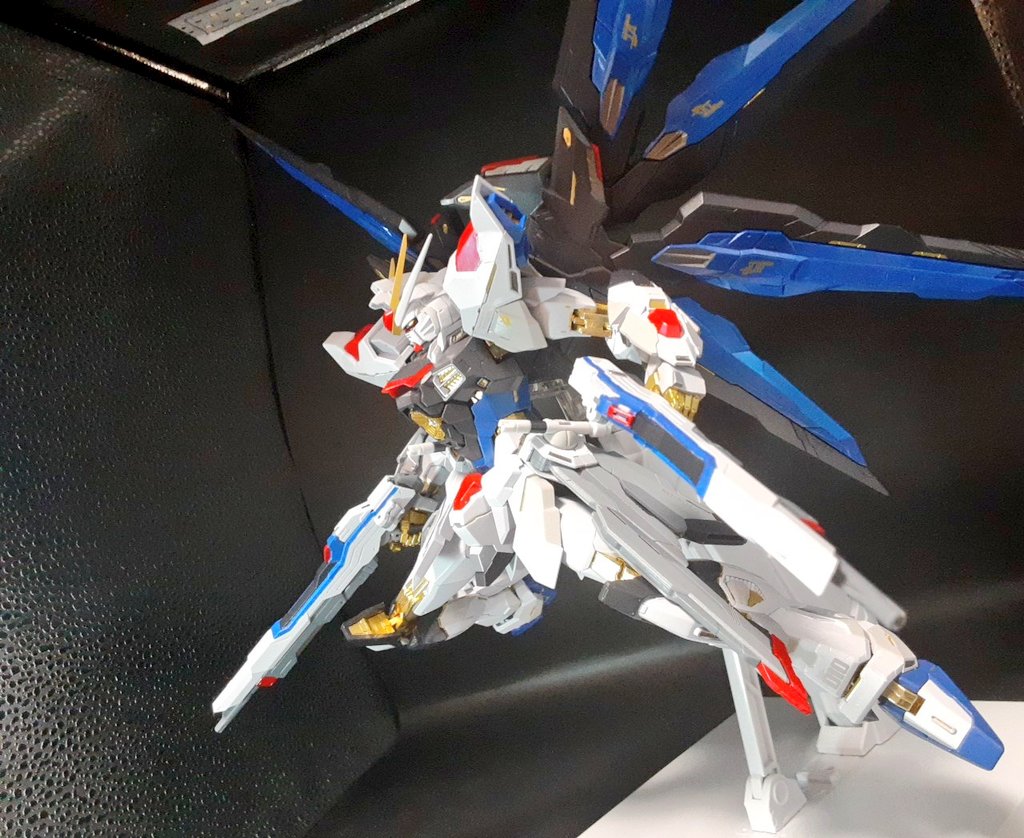 justis10's tweet photo. フリーダムガンダム⁉️⁉️⁉️⁉️⁉️⁉️⁉️⁉️⁉️⁉️ https://t.co/fltx2ZFt2l