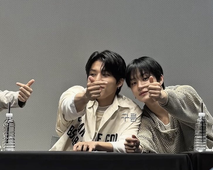 flexalldaymen's tweet photo. 260628 

🫰🏻 박박즈 🫰🏻(ft 김준규)

#지훈 #JIHOON #박정우 #JEONGWOO #준규 #JUNKYU #트레저 https://t.co/yxHWxn6AJC
