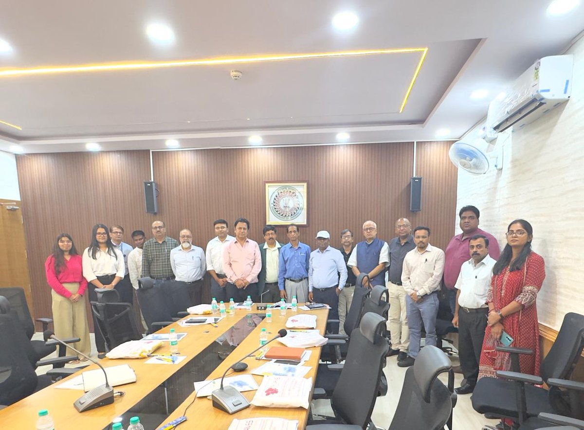 priyank_kumar's tweet photo. Honoured to represent @BITMesra_Ranchi at the 2nd Workshop on Atmanirbhar Bharat in Defence Manufacturing organised by the Department of Industries, Government of Jharkhand. https://t.co/2JtwaCHR9R