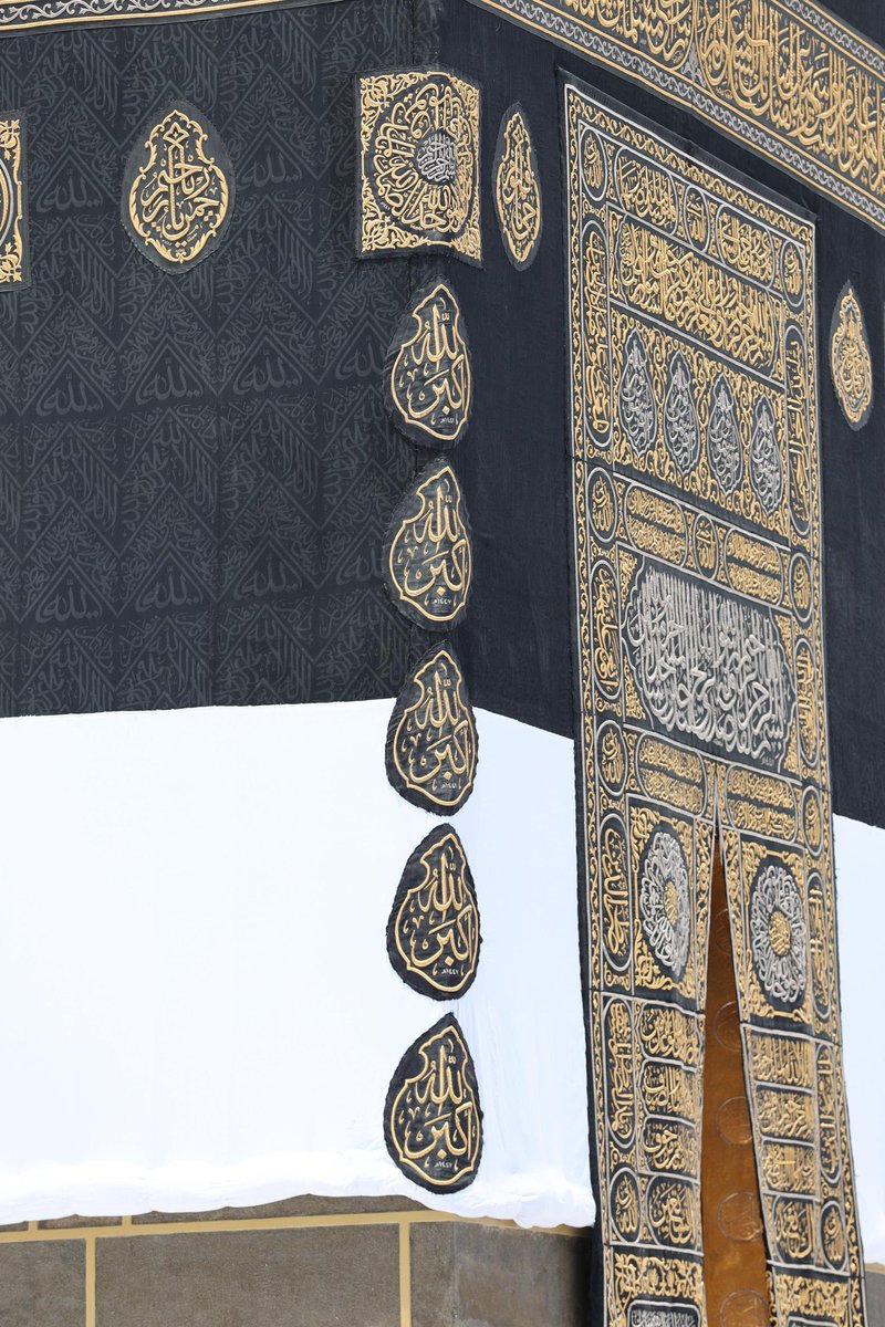Meteb32's tweet photo. "نحن الذين لا نملك من الأمرِ شيءٌ،
إلَّا الدُّعاءُ فَ ياللهِ لا تَردُنا خائبين. https://t.co/xaAliJ7PnP