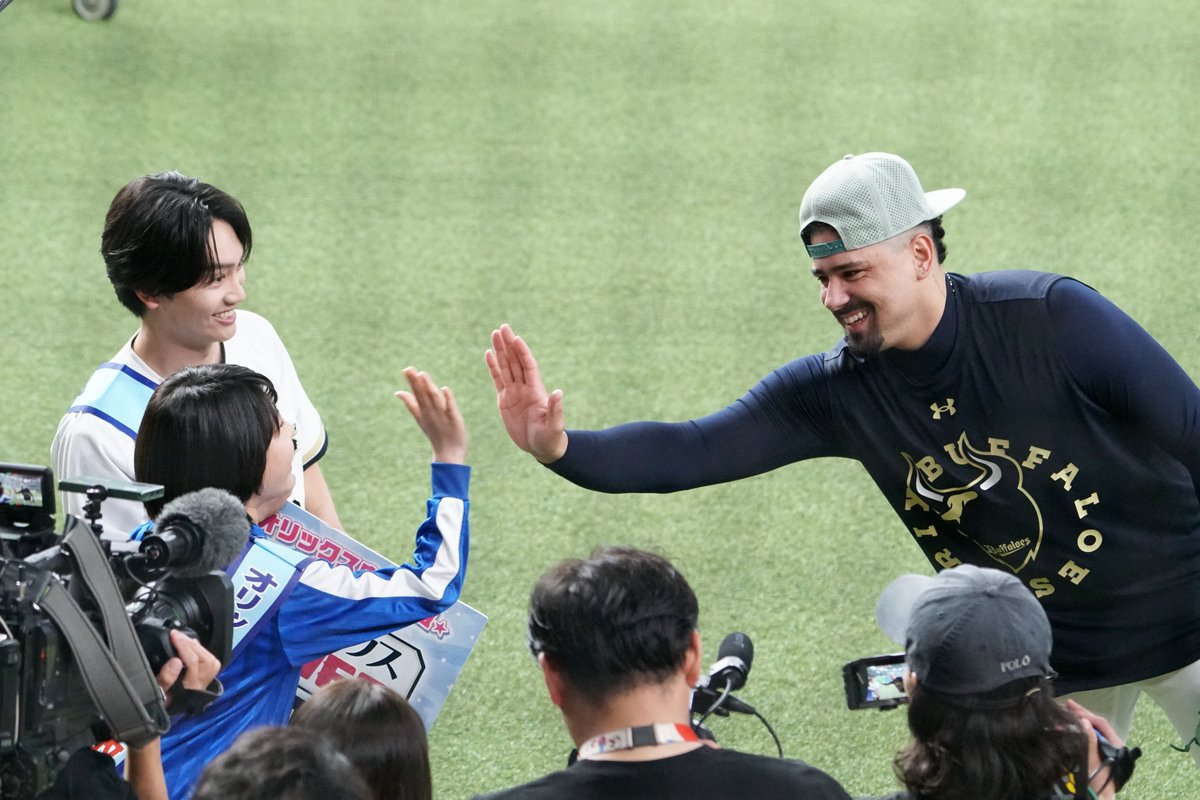ktvbaseball89's tweet photo. - ̗̀📣番組のお知らせ- ̗̀📣

📺藤原丈一郎の月刊！オリックスLOVER
🗓7月6日（月）24時20分
※関西ローカル・TVer配信あり

オリラバ7月回放送まであと5日🐮💗
広報活動として今回は外国人選手にご挨拶！丈一郎くんが英語でのコミュニケーションに挑戦！✏️
無事にオリラバを知ってもらえるのでしょうか！？

ぜひご覧ください⚾️

#オリラバ
#オリックス
#藤原丈一郎
#カンテレ野球