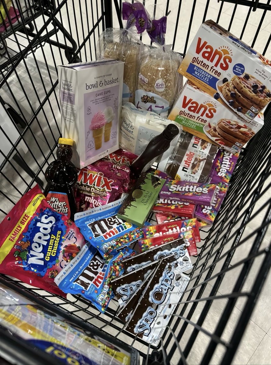 PB37295's tweet photo. 0 follower shopping cart dox https://t.co/8Jgsac5MeE
