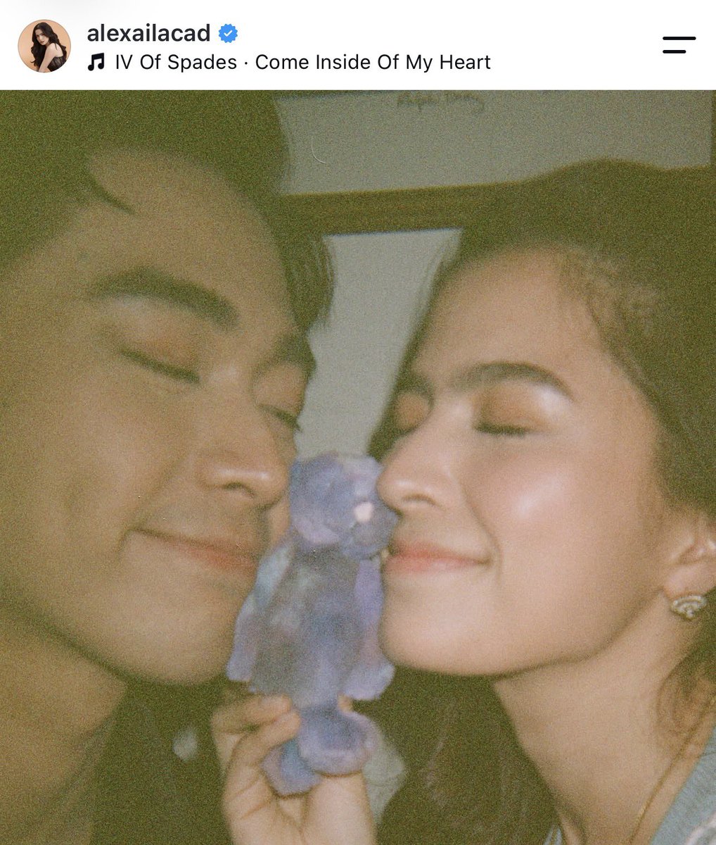 itskailala's tweet photo. how she posted him                 how he posted her https://t.co/Y7ZS6VsHEi