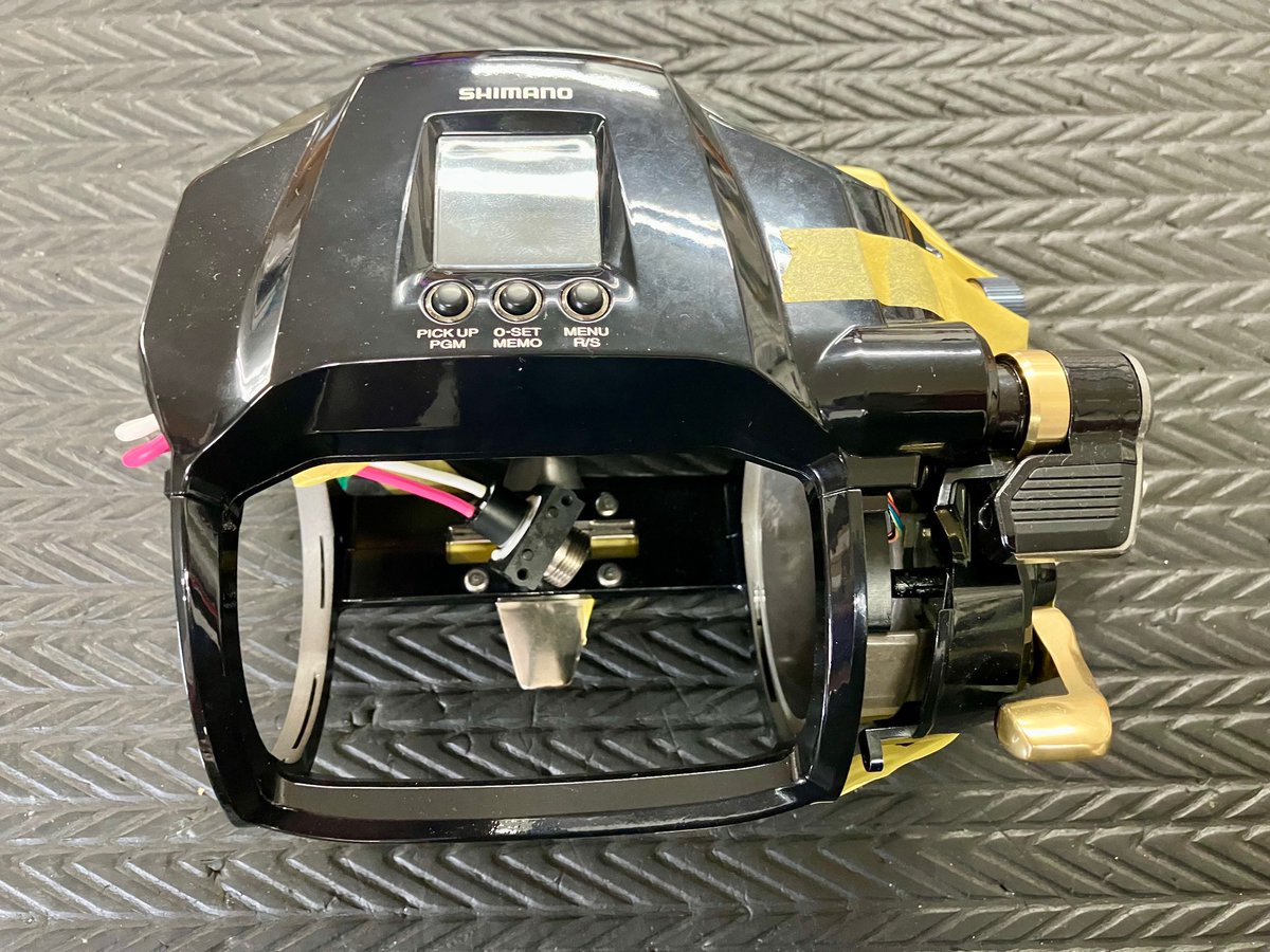kaitori634's tweet photo. シマノ 23 ビーストマスター MD 12000 (044396) 途中までバラしからのご依頼。全国スピード対応!! 077-516-4200 ラインID: ktr634 #リール塗装 #リールペインティング #リペイント ask@kaitori634.com https://t.co/Sb1vKaaEcK