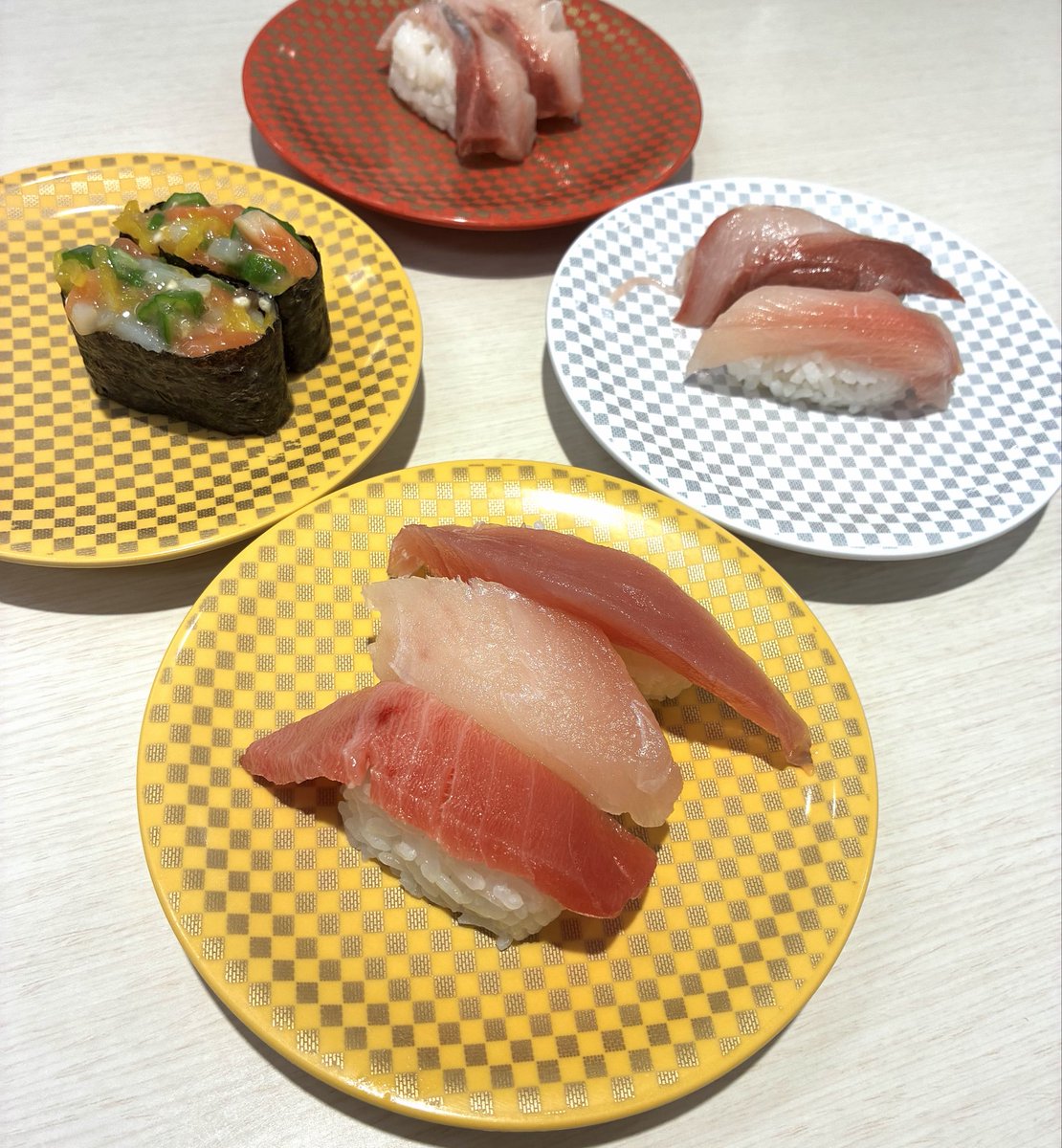 お寿司🍣🍣🍣 #魚べい