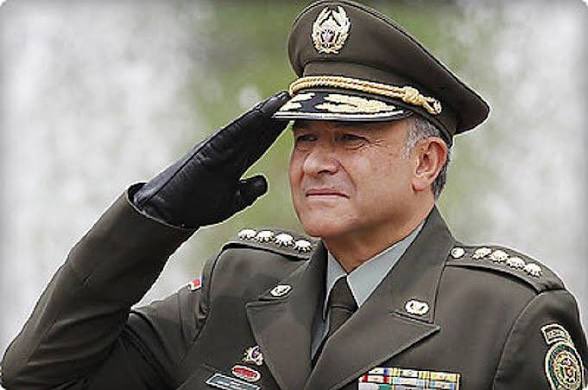 ControlCol's tweet photo. Advertimos que este par de #Santistas están metiendo la gente en el gobierno de @ABDELAESPRIELLA . Queremos la Patria Milagro y para eso nada que huela a este par de vendidos. @jrestrp https://t.co/tIqmFhe5ks