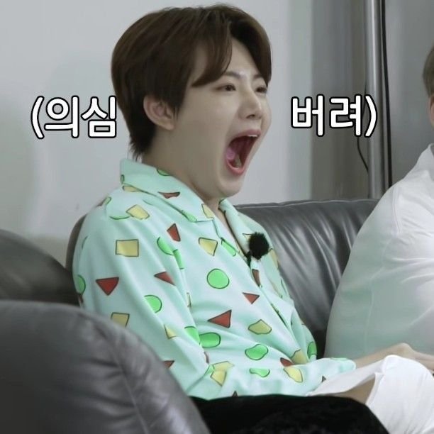 magnaeri's tweet photo. Junkyu saat ini be like :
Aduh enak banget baru bangun tidur 😌 https://t.co/shWBnOe4C6