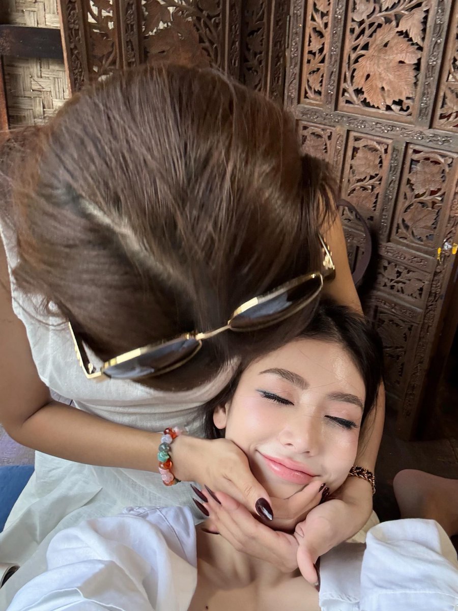 pswp_sp's tweet photo. นี่ว่ามีนาชอบอุ้มมาก #มีนเบ้บ #meenbabe https://t.co/SyAPWIv8yS