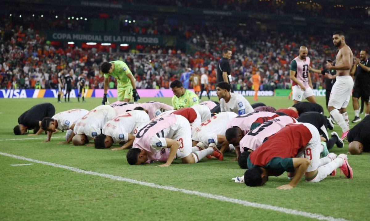 muslem3li's tweet photo. فعلوها الأسود وطحنوا الطواحين الهولندية 
وأثبتوا للعالم بأن ما فعلوه بمونديال قطر لم يكن صدفة
مبروووك للأسود المغربية 🇲🇦❤️
#كأس_العالم2026 https://t.co/xwEumfcRRX