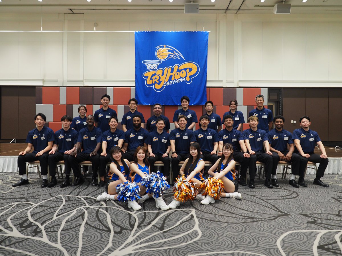 tryhoop_okayama's tweet photo. レギュラーシーズン4位。
そして、プレーオフ 初ホーム開催。
「ハードに戦うこと」を全員が体現し、チームとして大きく成長したシーズンでした。

どんな時も熱い声援で背中を押してくださったTRYBEの皆さま、本当にありがとうございました。

B3リーグで積み重ねた7シーズンへの感謝を胸に、来シーズンはいよいよB.LEAGUE ONEという新たな舞台へ。

2025-26シーズンの振り返りと、皆さまへの感謝、そして未来への決意をホームページに掲載しました。
ぜひご覧ください。

🔗https://t.co/vaTEJu2CzD

#トライフープ岡山 #B3リーグ #Bリーグ #Bワン #岡山
