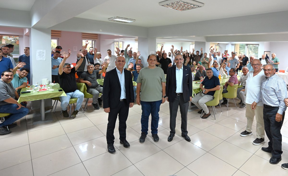 amasyaobm's tweet photo. Amasya Orman Bölge Müdürlüğünce tayin olan personellerine veda gecesi düzenlendi.
☎️ #ALO112 Orman Yangını İhbar Hattı #Orman #yangın #Çöpatma #AtıklarıTopla https://t.co/LtzTpUCErg https://t.co/DuEpaJFjEE https://t.co/BvTufbaTNf