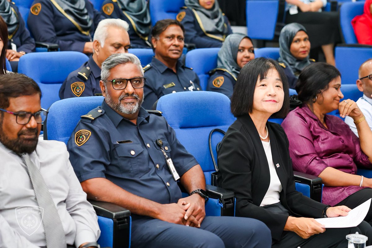 ImmigrationMV's tweet photo. The inauguration of the Japanese Basic Language Course was held yesterday at the Maldives National University. The ceremony was attended by Her Excellency Ishigami Rumiko, Ambassador of Japan to the Maldives; Asim Abdul Sattar, Dean of the Faculty of Arts at MNU; Chief Principal Immigration Officer Ahmed Waheed; senior management; and course participants. 

The course will equip officers with practical Japanese language skills to strengthen communication with Japanese-speaking travellers and enhance passenger facilitation.

@JapaninMaldives