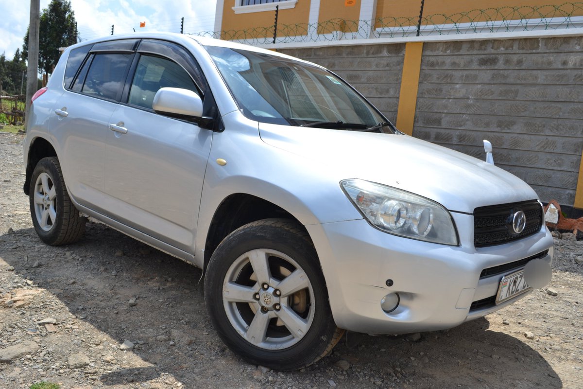 MrBlessedAddie's tweet photo. Toyota Rav4 on sale
4WD 2500cc
Low mileage 174K genuine
Clean buy and drive. 
Asking 1.1M negotiable  upon viewing
Call 0790821209 https://t.co/NjSCP4d9DF