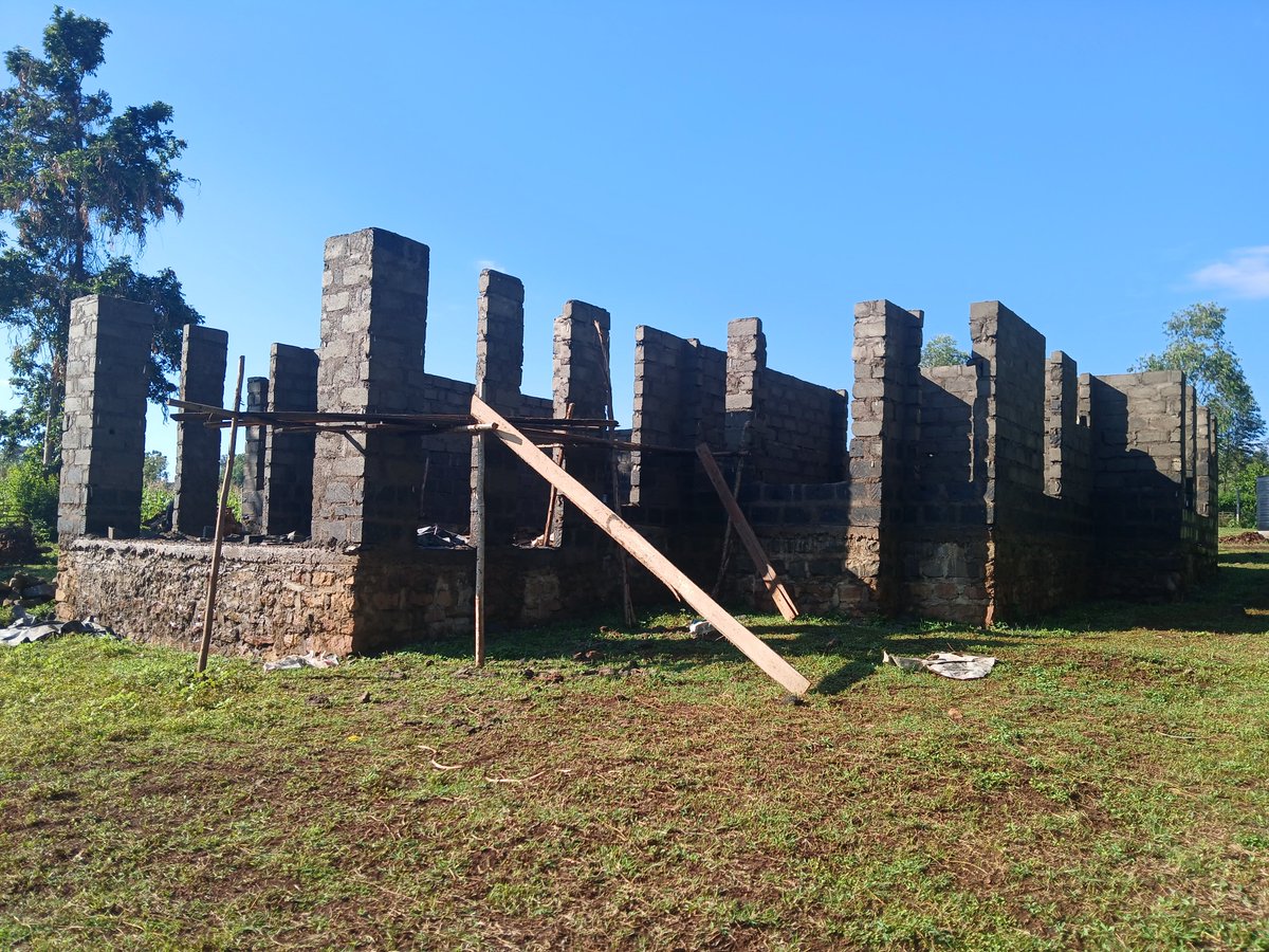 cenas_j's tweet photo. 2872.
It is the last day of June dear builders, kindly share your month-long construction photo-dumps. https://t.co/AJDFFrk0ZK