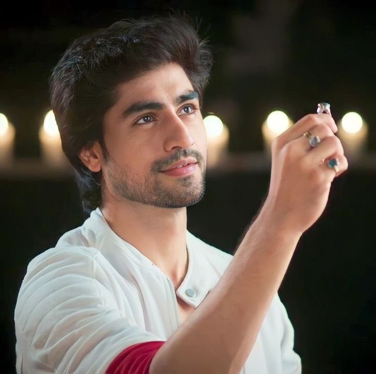 Admirer_033's tweet photo. @NetflixIndia This man is pure love❤️😭 https://t.co/ceF9Tf9223