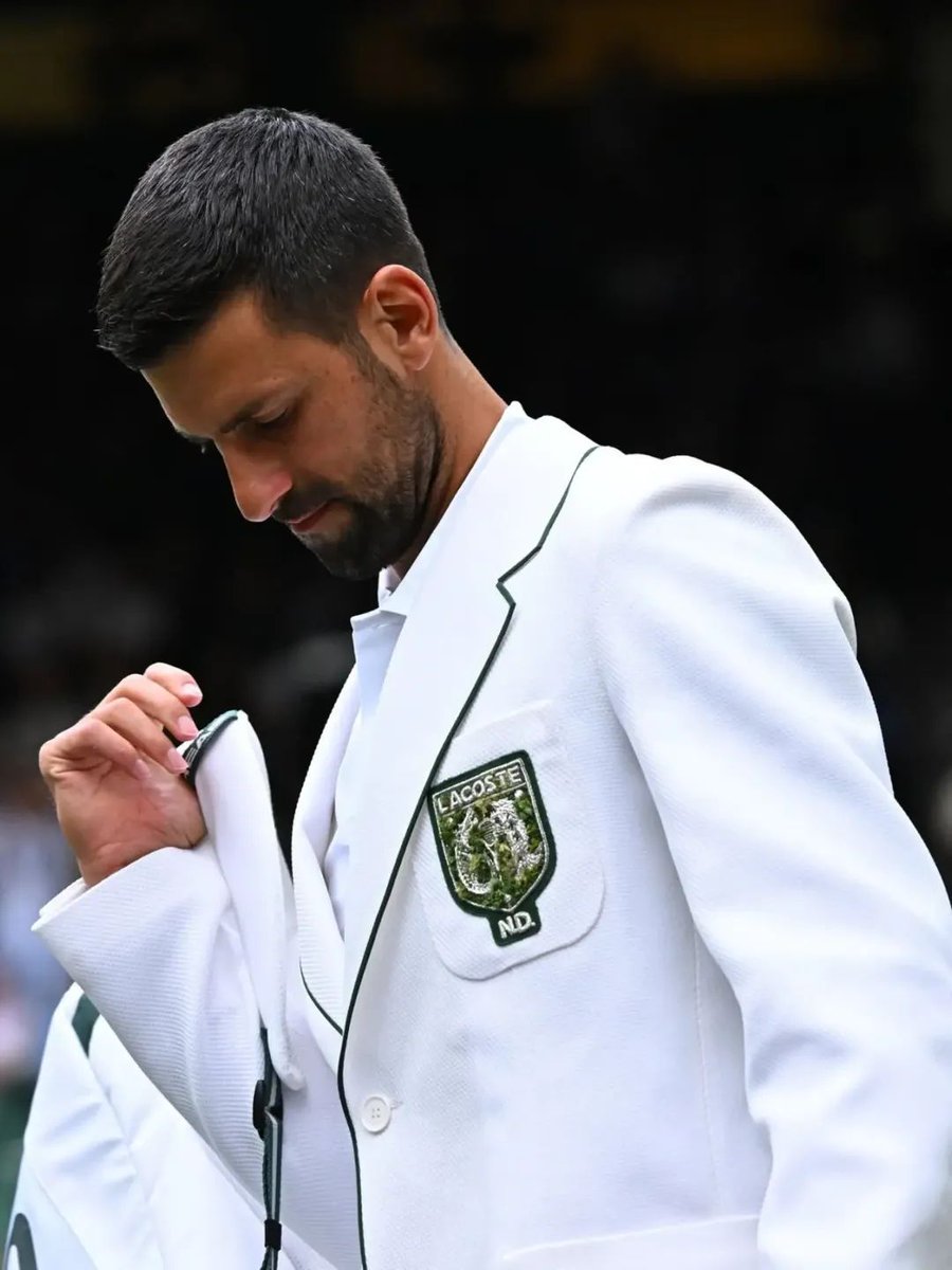 savanov64's tweet photo. Увек занимљив, креативан и оригиналан! Наш @DjokerNole ! 💙 https://t.co/MWQDGZaUSO