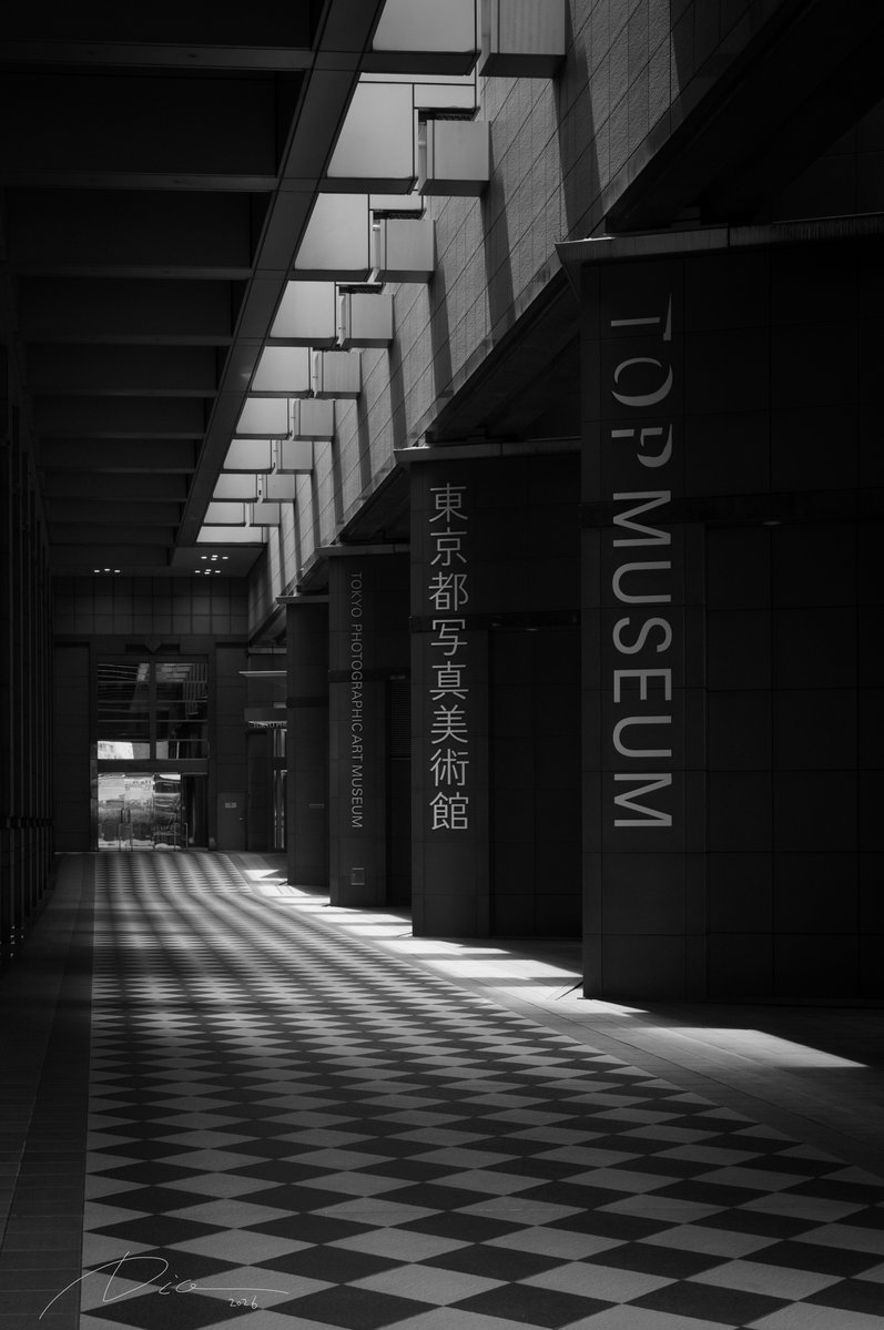 Yssiki's tweet photo. きょうは年休を取ったので（サッカー関係ないです）展示巡り。まずは東京都写真美術館のソニーワールドフォトグラフィーアワード2026へ。これがむっちゃよかった。作品そのものも当然ながら充実しているほか、展示の組み方や展示ステートメントは大事よねと改めて感じることができたりして。7/20まで。 https://t.co/Tv0L3bMvCO