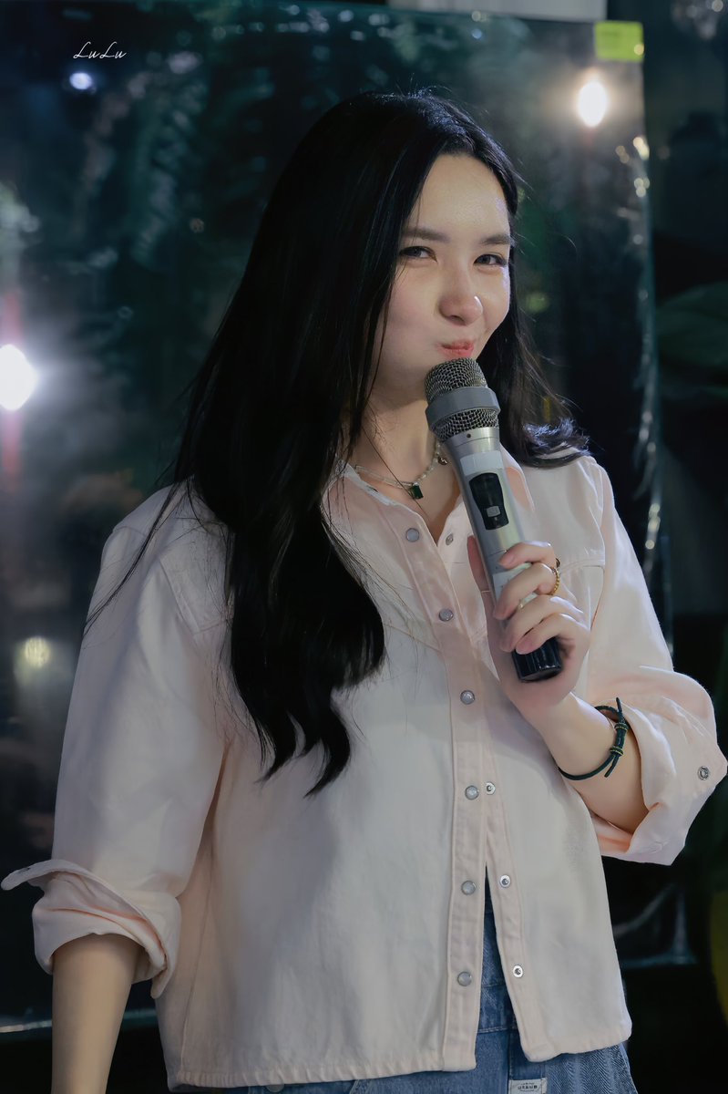 LuLuLL_Flora's tweet photo. 👶🏻🤏🤏🤏

ALWAYS BY YOUR SIDE LK 30
#lookkaewkamollak 
#ลูกโลกของลูกแก้ว https://t.co/SqOtG2uLF4
