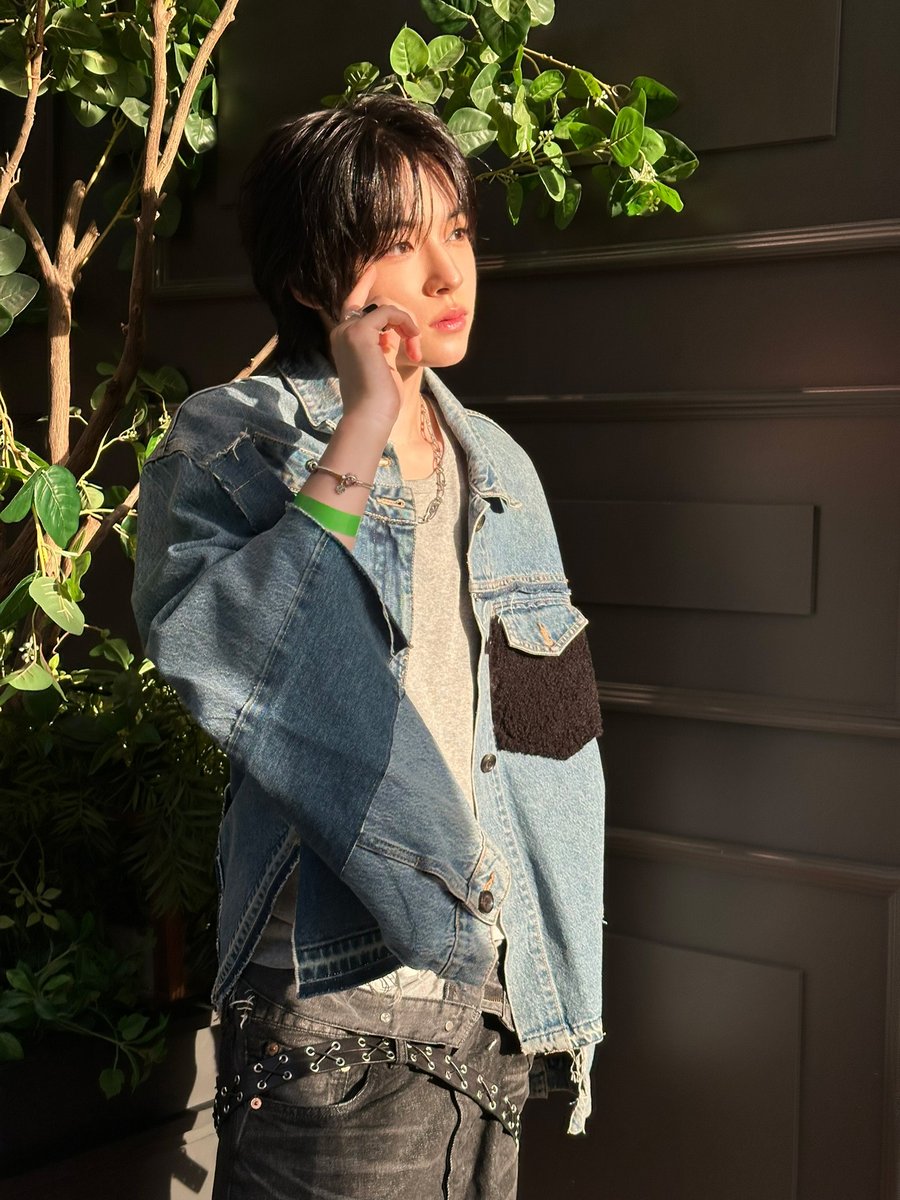 KEYVITUP_inkode's tweet photo. [📷] ‘MAW 2026’ Behind 

#SENA #세나 
#KEYVITUP #키빗업 https://t.co/epvaVvgnAi