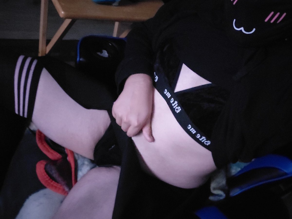 Splatoon_RPer's tweet photo. Maybe this might be a better image for the #femboy page? :3 https://t.co/A6wT3OuYy1