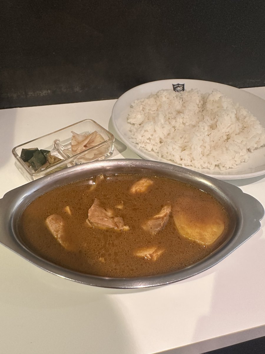 ramencom_'s tweet photo. 柏のボンベイ 本店🍛
めっちゃ美味しい！！ https://t.co/q1G07TgJAP