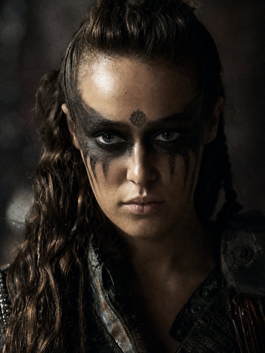 clexacomfort's tweet photo. After all these years? Always. #lexakomtrikru https://t.co/JZggOptawc