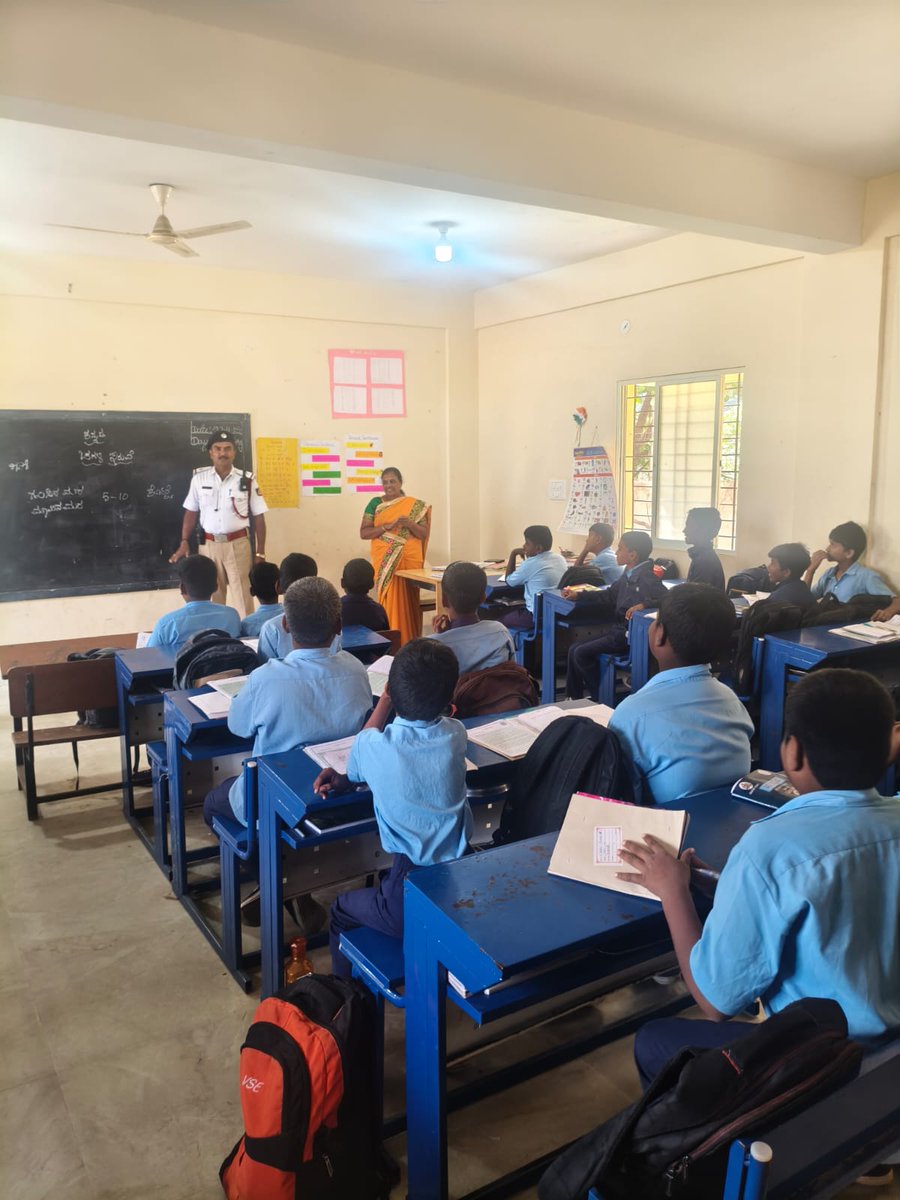 wftrps's tweet photo. #WhitefieldTrafficPS awareness to Nalurahalli Govt School 30.06.26 empowering students to choose a healthier future Together, fight addiction & build a brighter tomorrow. Drugs destroy your everything, choose life! Say 🚫 to drugs #BeBrave #BeStrong #SayNoToDrugs #OneLife https://t.co/Si7Tv5WyQJ