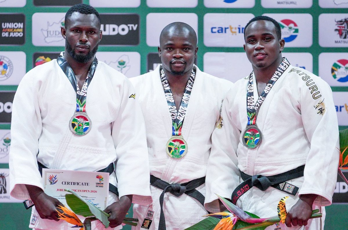 TheCameroonianZ's tweet photo. Victoire de Tahman Zan Franck Ulrick à l’Open de Johannesburg 2026.

#Cameroon🇨🇲 #Judo -100 Kg Médaille d'or 💪 https://t.co/iX9Ld9K3sJ