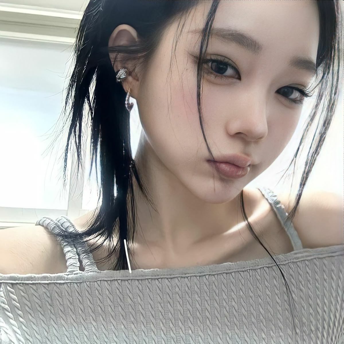 kimokimokimo00's tweet photo. 色素を極限まで薄くした生質感ヌーディーメイクが似合う女性。最っ高にsexyで魅力的... https://t.co/wJwGiJN1bo