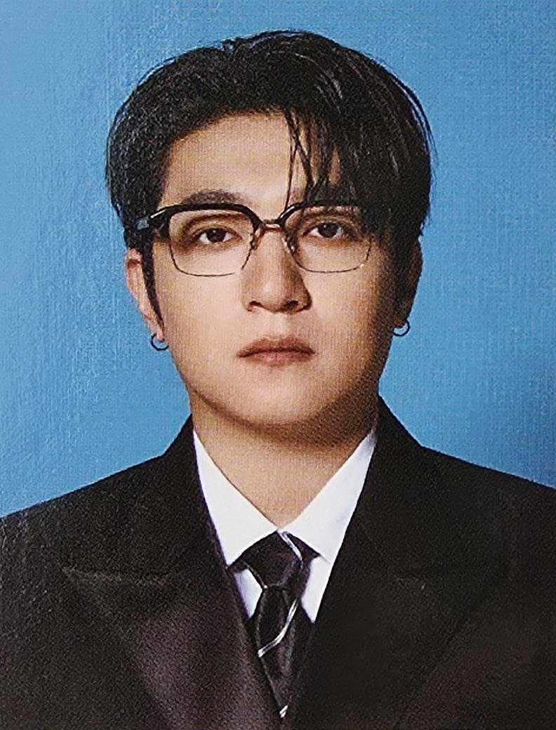 xcloveria's tweet photo. musnahkan semua kacamata di muka bumi ini 😵‍💫😵‍💫

cr : daymydayday (threads) https://t.co/voXCpYP1tM
