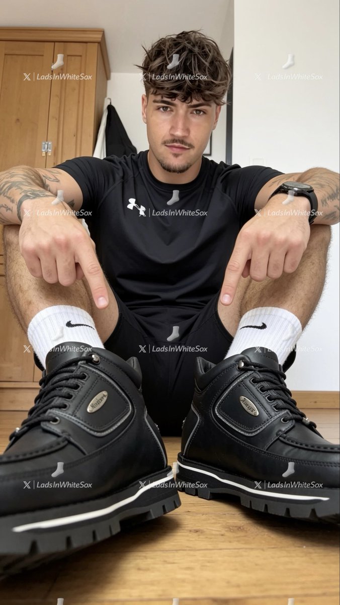 LadsInWhiteSox's tweet photo. Get your tongue working boy! 👅👅
#Chav #Scally #Alpha #Tradie #Findom #Sneakers #Trainers #Boots #Nike #Adidas #Vans #Whitesocks #Socks #GaySocks #Gay #GayMan #Man #Men #GayFetish
#SneakerPorn #InstaGay #Dominate #PayPig #Jock #BadBoy #SmellySocks
#SocksFetish #GymTrainers #Dom https://t.co/hE3QN9rcPq