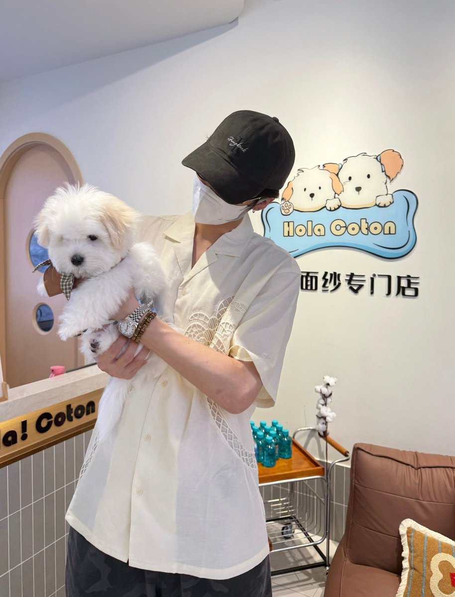 biinz03's tweet photo. ขอบคุณเเม่ที่เก็บหนูมาเลี้ยงนะจ๊ะ โฮ่งๆ🐶 https://t.co/8dN56RBn6k
