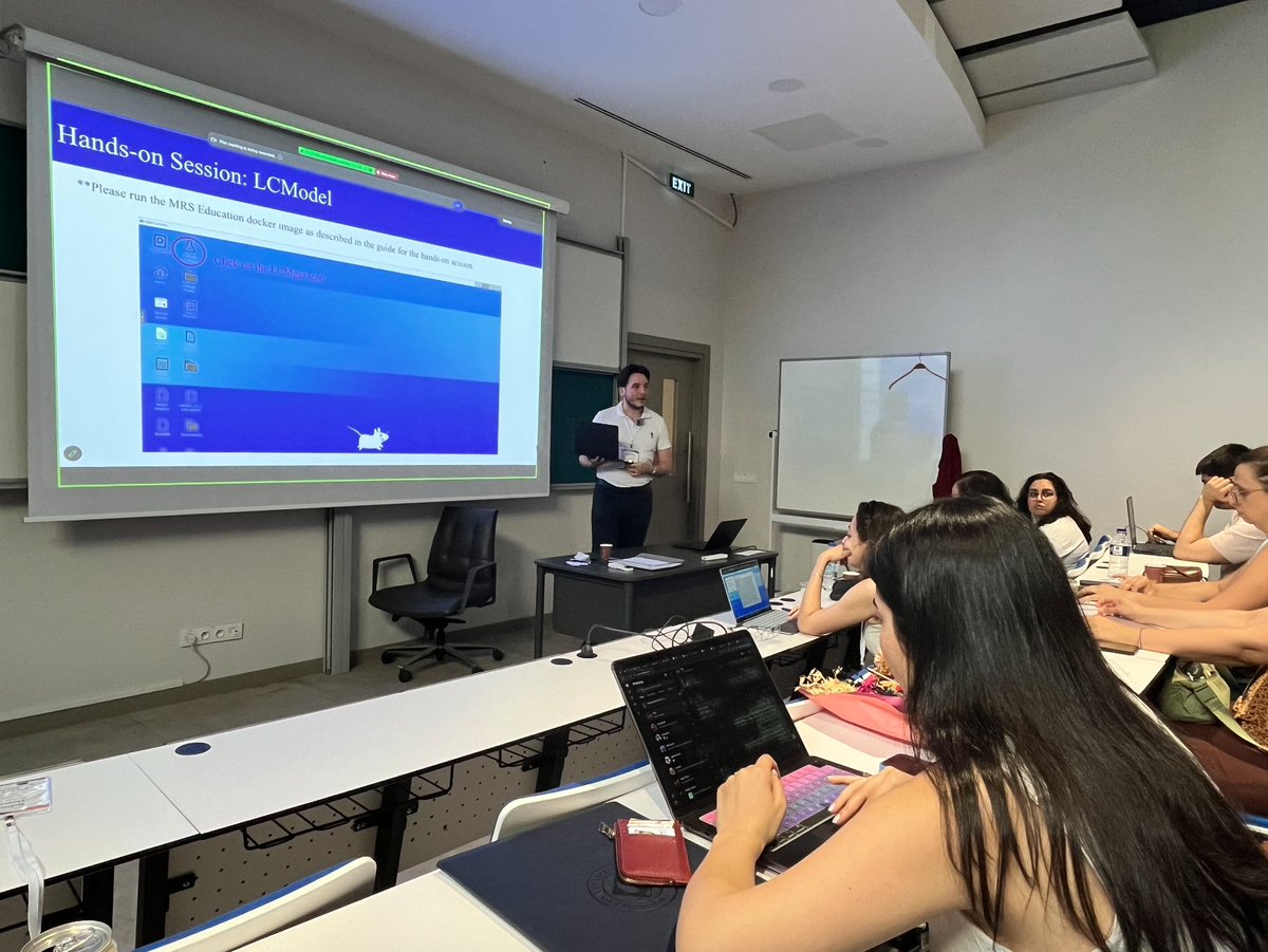 TACTIX_Twinning's tweet photo. 🧠 We concluded Day 1 with:
🔹 LCModel &amp; Oryx-MRSI practicals — Arda Canbaş, Melisa Özakçakaya
🔹 Clinical applications of MRSI — Esin Öztürk Işık
🔹 Intro to DL &amp; GANs — Esin Öztürk Işık, Klaus Eickel

Great start to the school; Day 2 already underway!

#TACTIX #HorizonEurope https://t.co/EkPQLFZw2Y