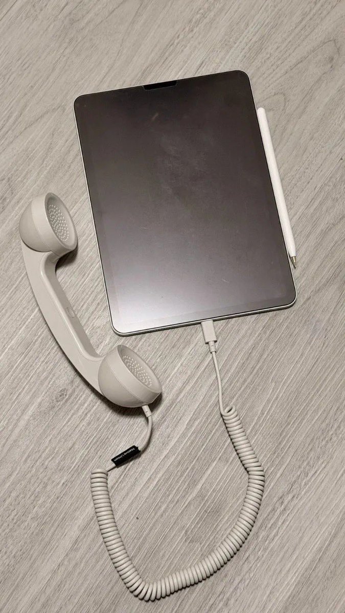 Strayerd_'s tweet photo. Sumpah gw ngakak banget, rela beli ginian buat sleep call doang, mana lucu banget lagi 😭

#affiliate #zonauang https://t.co/Ly5i8p0Jx7