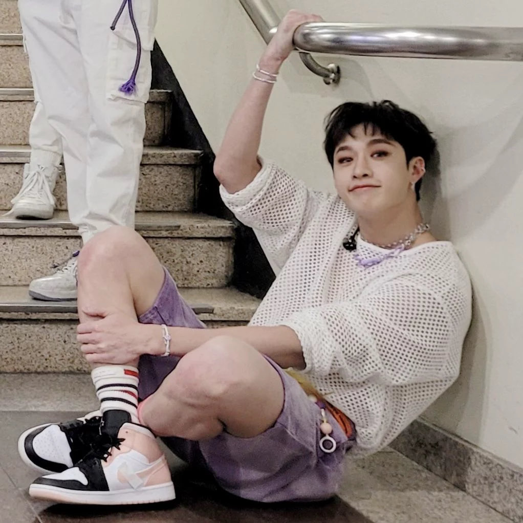 chanssocks's tweet photo. b!ngchan x bodyguard 
Trying not to get caught fucking in chǎns hotel room without the members waking in 
⊹₊˚‧︵‿₊୨ᰔ୧₊‿︵‧˚₊⊹
top: bodyguard
bttm: b!ngchan https://t.co/NK65x1IgFJ