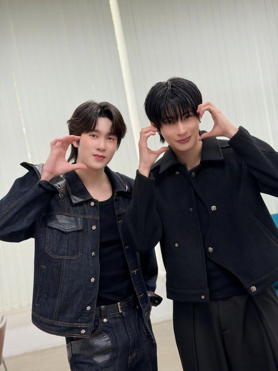 DomundiTV's tweet photo. “เฉิ่มเชย | ChermChey The Series” Press Tour ✨

พบกับ “ติวเตอร์” @TutorKrp และ “ยิม” @mynameis_yim กับการเดินสายโปรโมทซีรีส์ “เฉิ่มเชย | ChermChey The Series” ที่ One 31

#ChermCheyPressTour https://t.co/2ZtIn9T3Dw