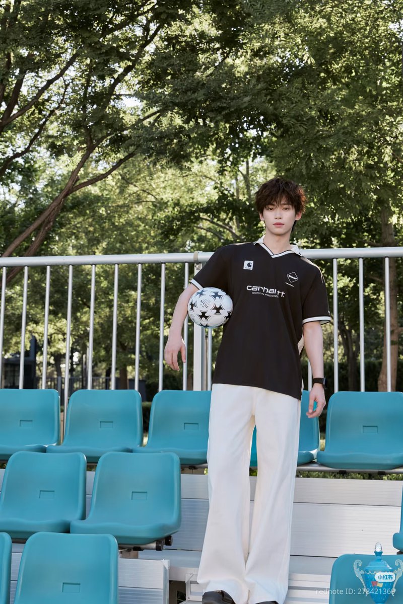 hanninnn10's tweet photo. Our football player is so cool 😎
Let's play some football! ⚽
https://t.co/LoOcAHvMNv
#SpeedyLittleFish #WorldCupChat #sportychic https://t.co/R1EcIkopHI
