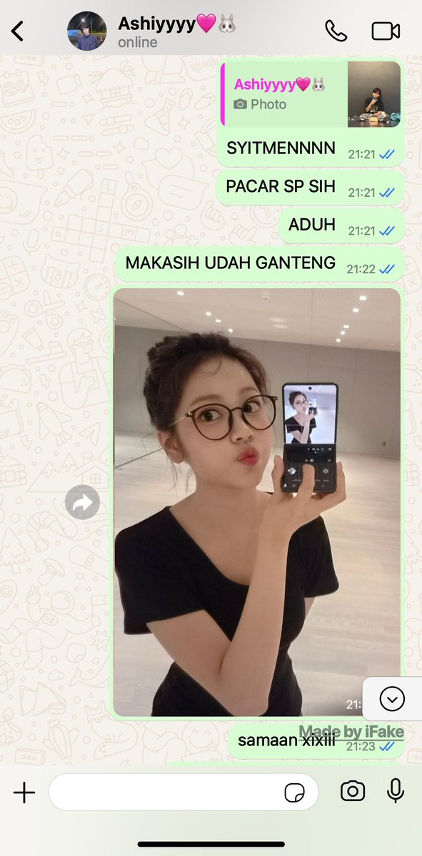 sygjimisi's tweet photo. What if idol lintas negara pacaran?
A oneshoot ashicarmen au (for fun yak)

Padahal baru pisah semalem, tp kangennya ngalah ngalahin suami istri yang ldm.... https://t.co/lsZfb6akkg