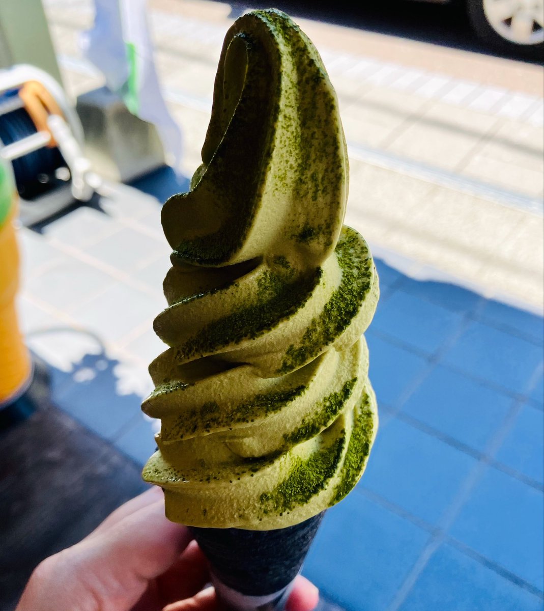 ranpu3955's tweet photo. この前!佐賀に行き!
観光しつつ甘い物とか食べて来た✨
抹茶と緑茶が名物らしく！
色々な所に緑がw
あと！足湯がいろんな箇所に設置されてたなぁ(￣∇￣)入ってないけどw
お土産もちょろっと買ったので！
後の楽しみ✨ https://t.co/XnWlT22iTq