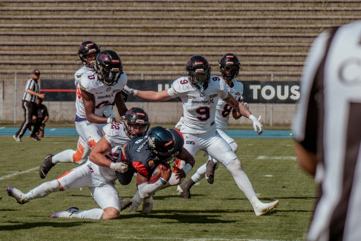 CDEssonne's tweet photo. 🏈 Le football américain revient en Essonne !

Ce dimanche 5 juillet à 16h, les @parismusketeers reçoivent les Frankfurt Galaxy à l'Essonne Stadium (Bondoufle).

Envie de soutenir l'équipe francilienne ?
🎟️ Prenez vos places ici 👉 https://t.co/cRlzVWrqGp https://t.co/kRg34X55K8