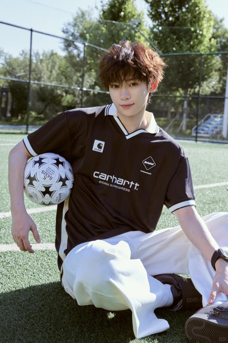 iampk_z's tweet photo. [260630] ZiYu Rednote Update (1/2)

Coming to the pitch to play some football! ⚽

#ZiYu #梓渝 https://t.co/b0Bpkvus02