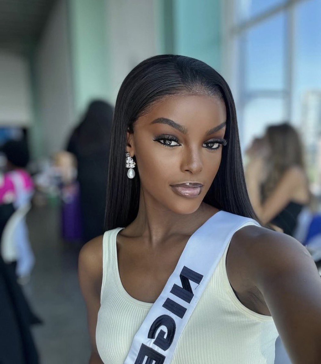 AdvoBarryRoux's tweet photo. What kind of Miss Nigeria wants to stay in South Africa? Is Nigeria that bad that Chidimma Vanessa Adetshina would rather fight to remain in South Africa than relocate to Nigeria? You win a Nigerian title, but your biggest battle is making sure you don’t have to live in Nigeria https://t.co/UQ15SsGx2E