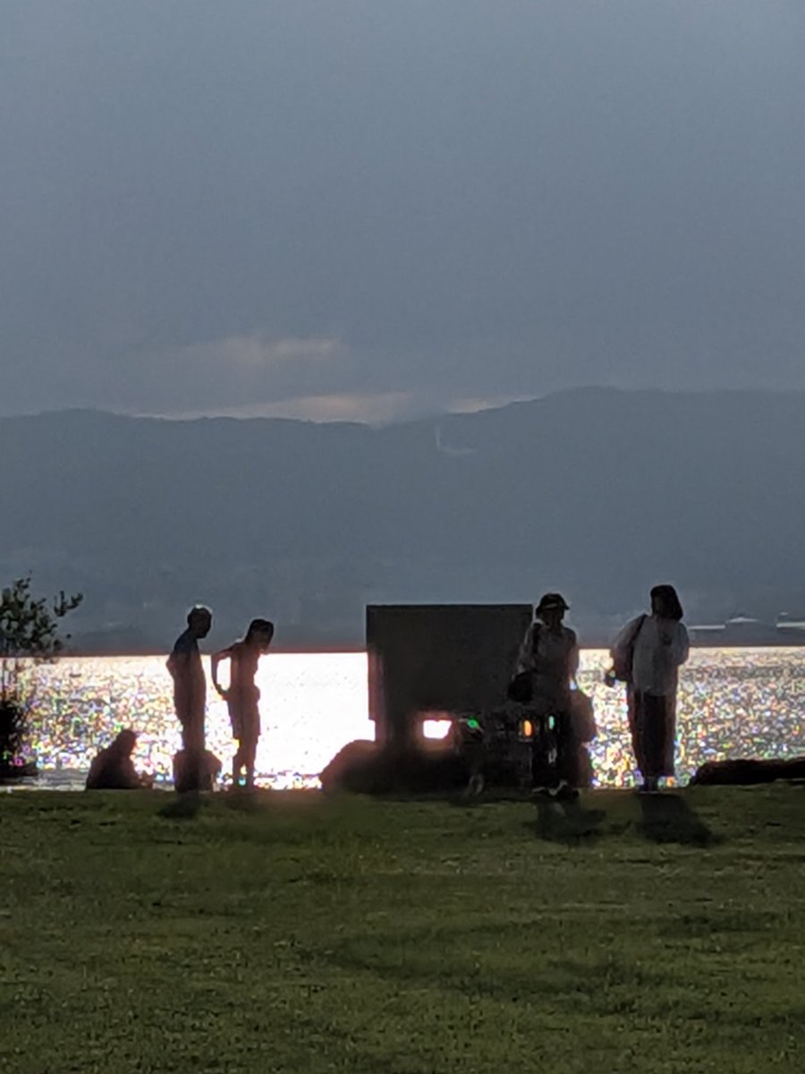 naruse1096's tweet photo. 昨日の諏訪湖
#諏訪湖 
#Googlepixel https://t.co/ANIjpxyduH