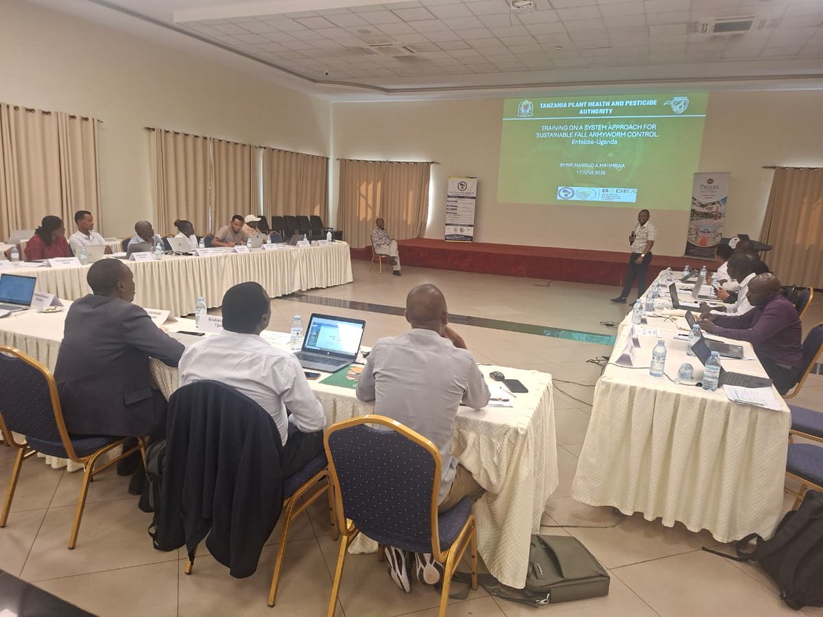 dlco_ea's tweet photo. https://t.co/1KmbjqVR2f
@mwesigwarm @MAAIF_Uganda @CS_MoALD @MoA_Ethiopia @mafs_ss @TPHPA_Official @badeabank #capacitybuilding #desertlocust #migratorypests https://t.co/I4yBebGTT1