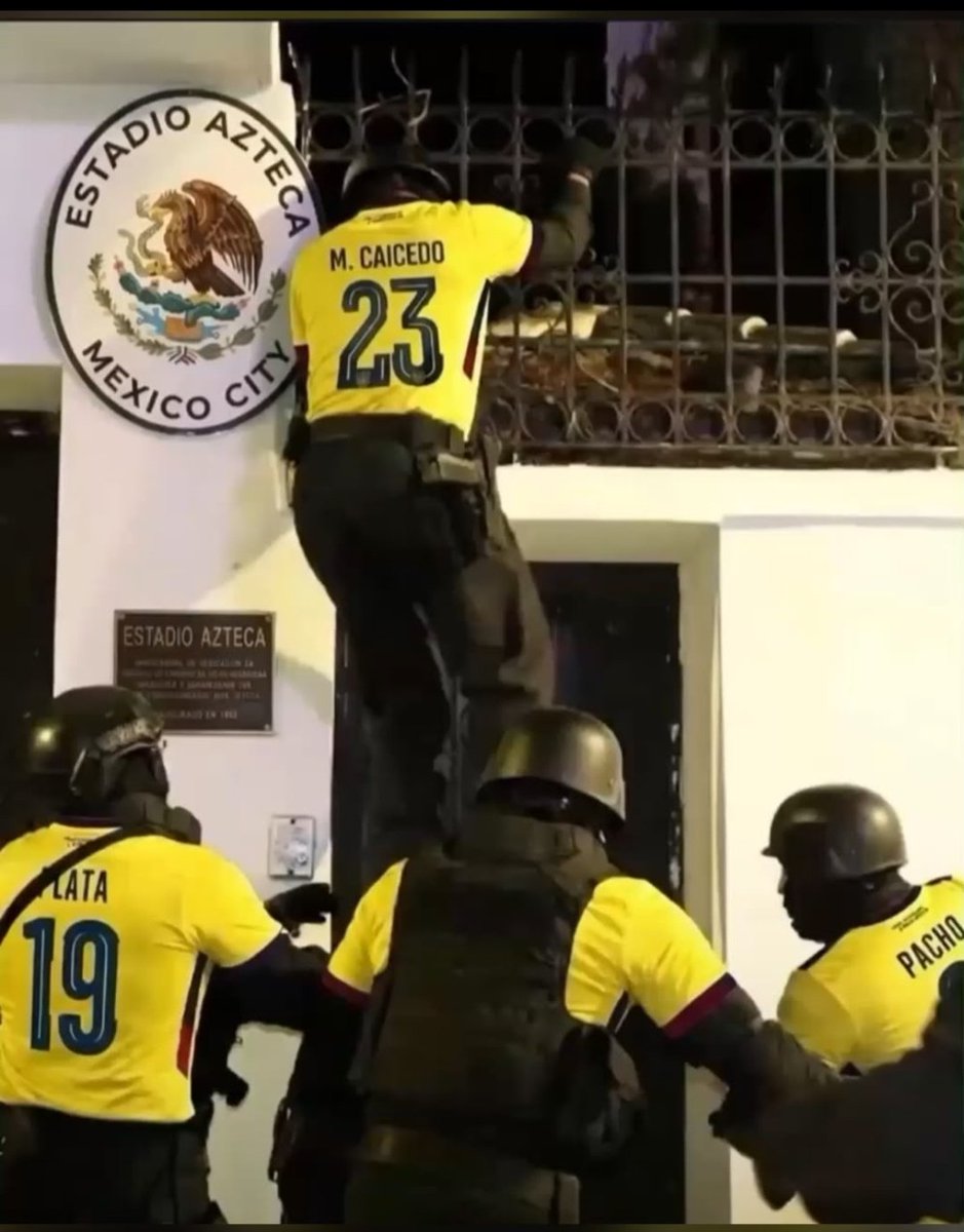 luislimones85's tweet photo. @WorldCupShitPos https://t.co/WBwT9uxQif