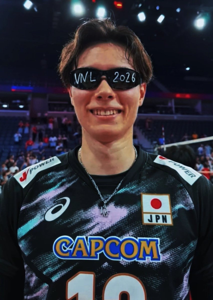 yuranamore's tweet photo. Finally, we can see the result of them wearing this black sunglasses 😆💥👍🏻

VNL Week 2 has ended !!!
See you in Week 3 😎✨️ https://t.co/8oEgRoZvMV