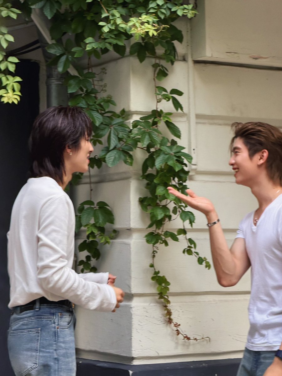 littleb3rries_'s tweet photo. เชื่อเถอะว่าทมกทำไรด้วยกันแบบนี้ปกติจริง เพียงแต่มีคนไปด้วยเฉยๆเลยแอบถ่ายมาลงเท่าที่จะลงได้ ถ้าพวกฮีไปกัน 2 คนก็ทำแบบนี้ อาจจะหวานกว่านี้ด้วยซ้ำ และใช่ เขาไม่ลงให้เราดูเนาะ

#thomaskong #โทมัสก้อง https://t.co/tdfz5vwCsp