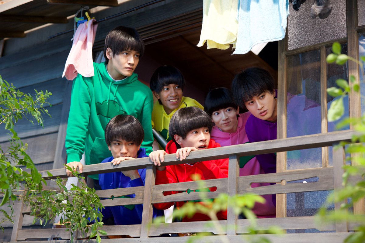 mtt_75058's tweet photo. 【発表】「映画 おそ松さん 人類クズ化計画!!!!!?」は公開17日間で興収4億2285万5100円＆動員28万0072人を記録。

先週からは副音声上映がスタートし、キャストファンを中心に好評を集めています。さらに7月2日からは全国6館で応援上映の開催も決定！ https://t.co/jVCI6F98A7