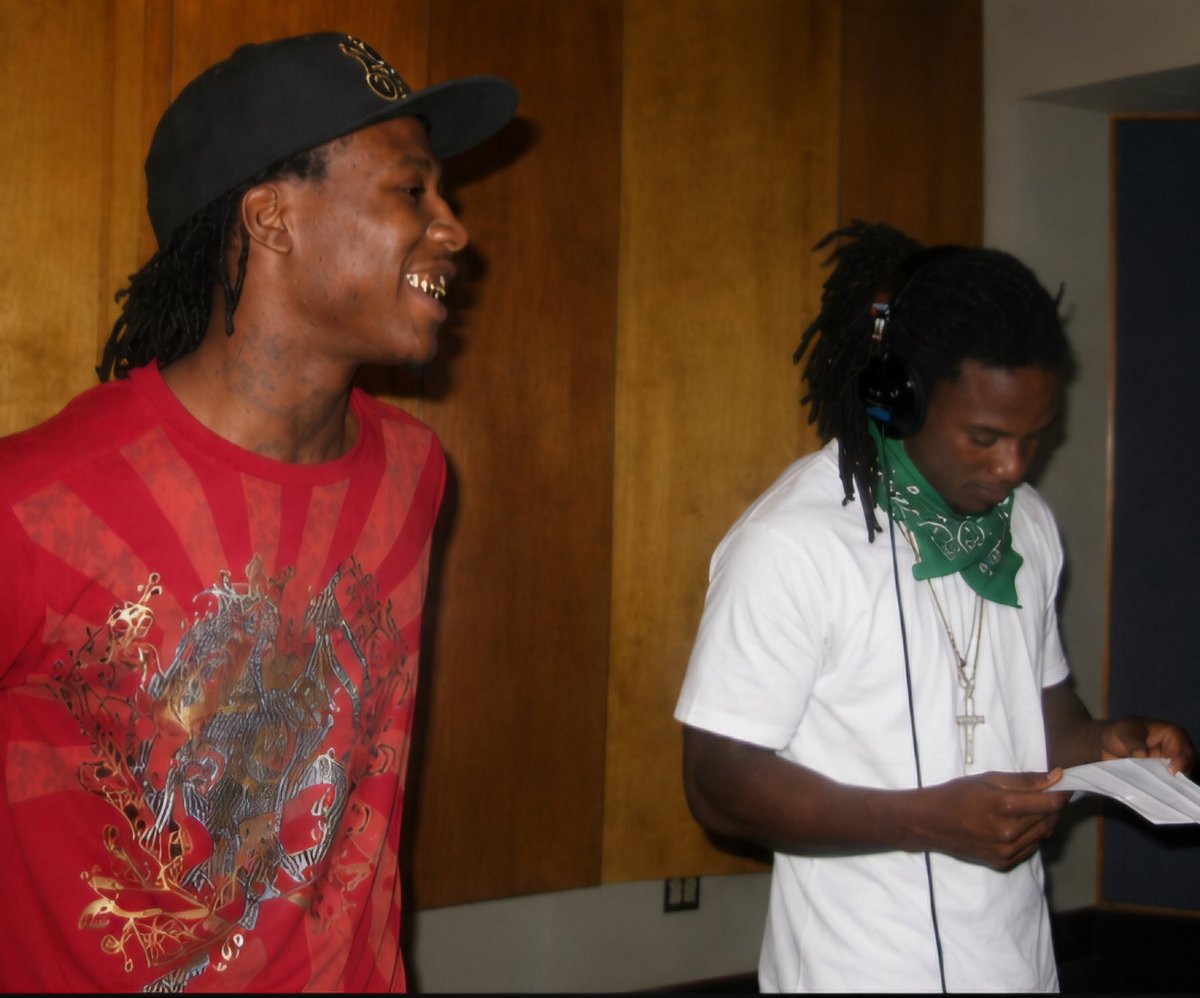 NoRookieDrop's tweet photo. Love u my brother. Your a fighter ❤️🙏🏾 @ChrisJohnson28 https://t.co/TUWq5hTtmz